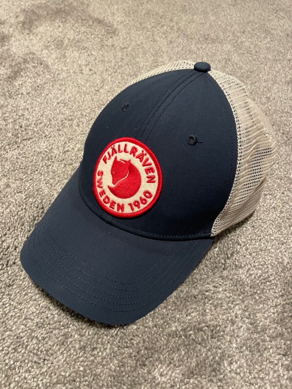 Fjallraven Navy Cap with Red Logo Tag